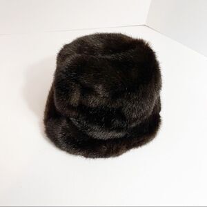 La Maison De La Fausse Fourrure  faux fur Winter Hat